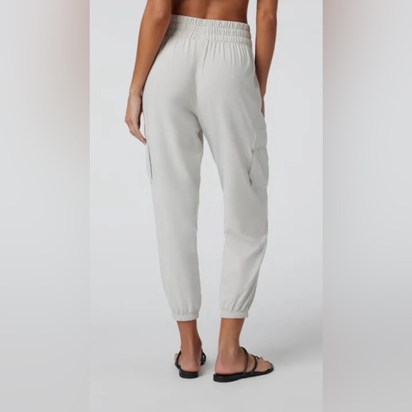 NEW Vuori Villa Cargo Joggers Suede Color Suze L - Picture 3 of 11